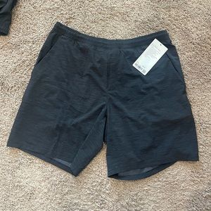Lululemon Men’s Linerless Pace Breaker XXL